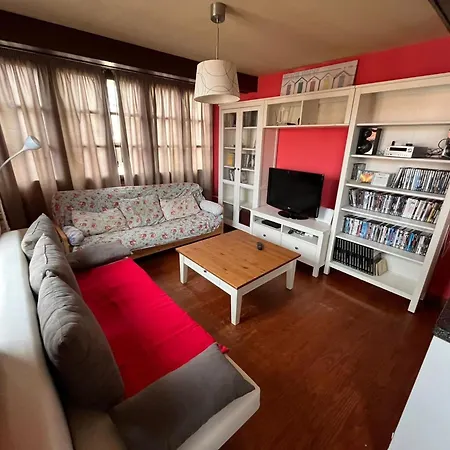 アパート La Del Cuetu *