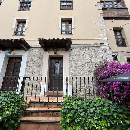 La Del Cuetu Apartment *
